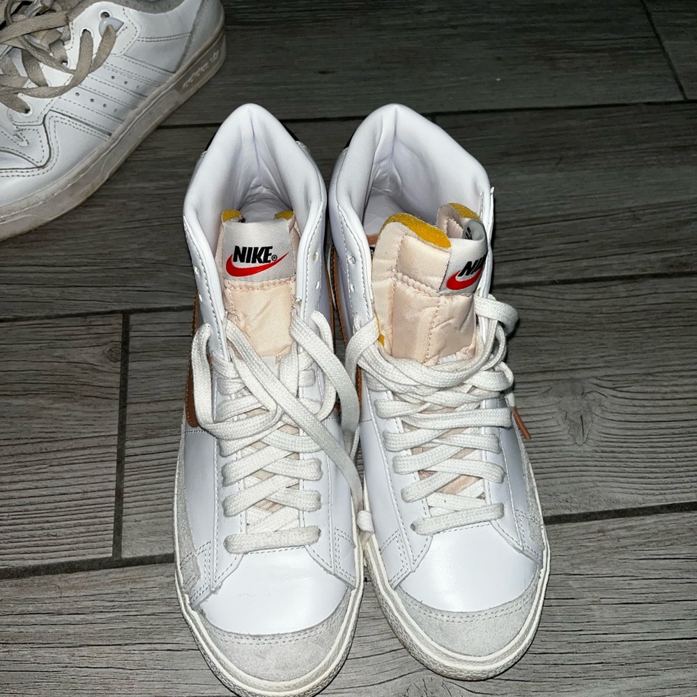 Nike blazer high tops like new